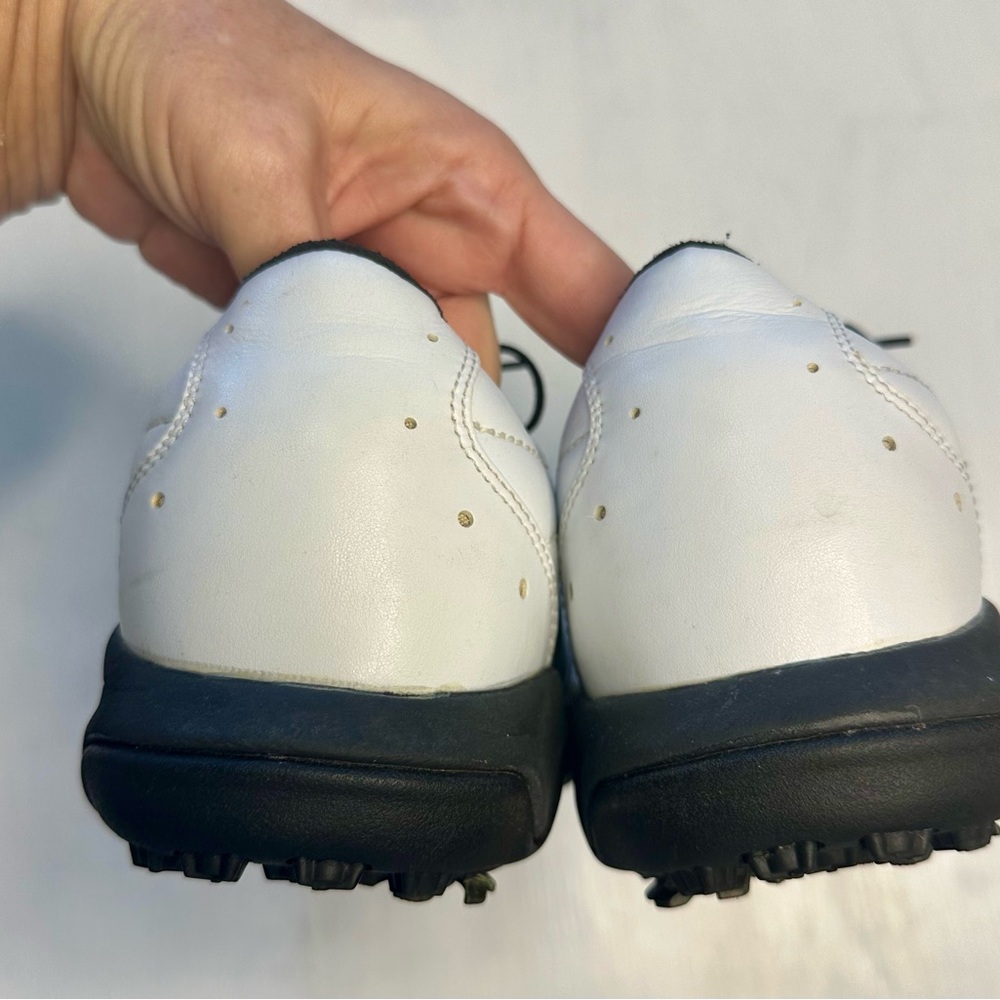 Oakley Men’s Golf Shoes Black & White Leather Cleated – Size 8.5 - Picture 5 of 9